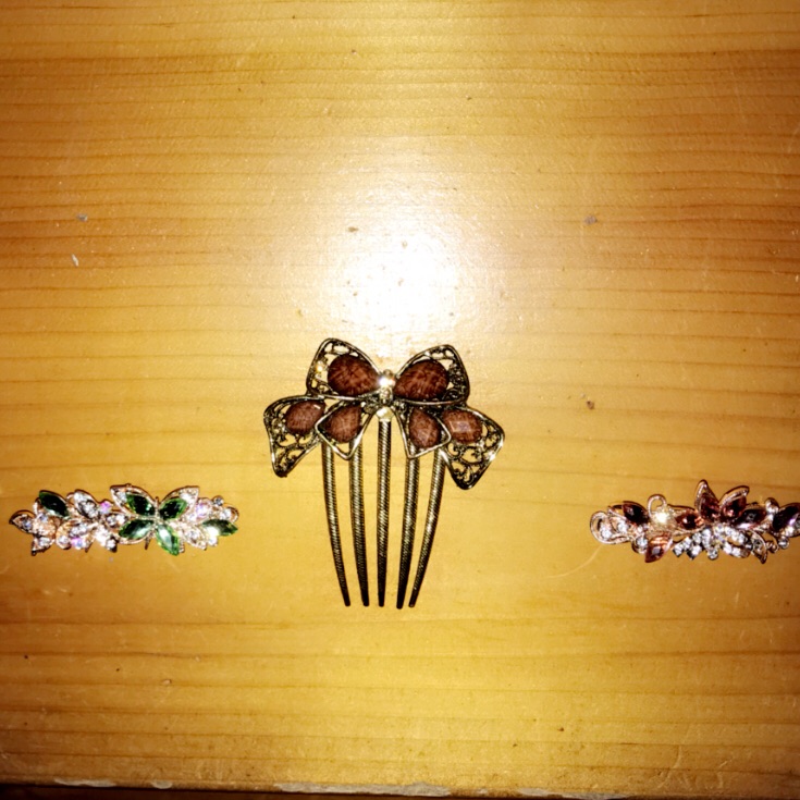 Brand New 3pc Crystal Hair BarretteComb Bundle